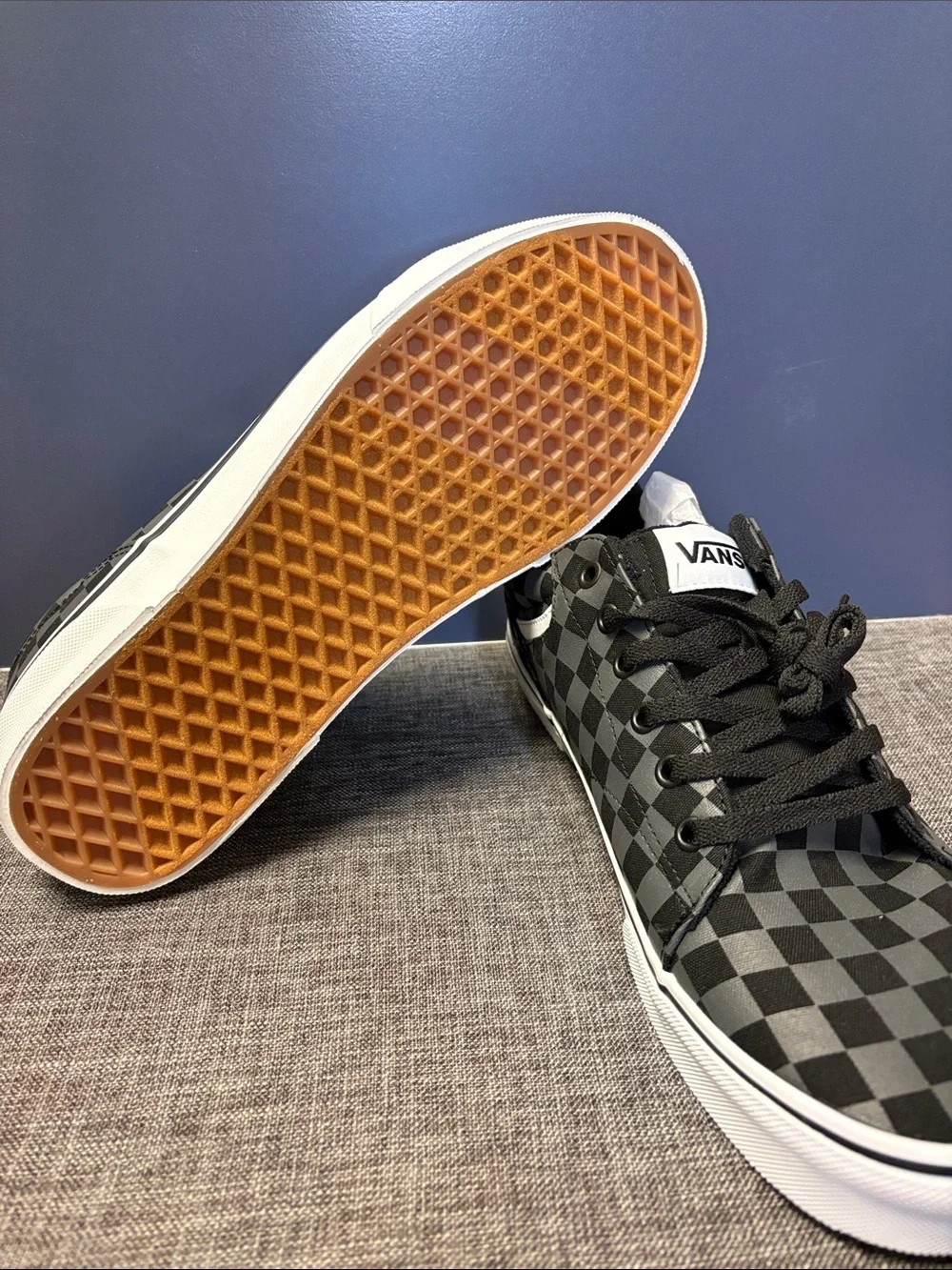 Vans Men’s Checkerboard Low Top Sneakers - Black/Grey size 11.5